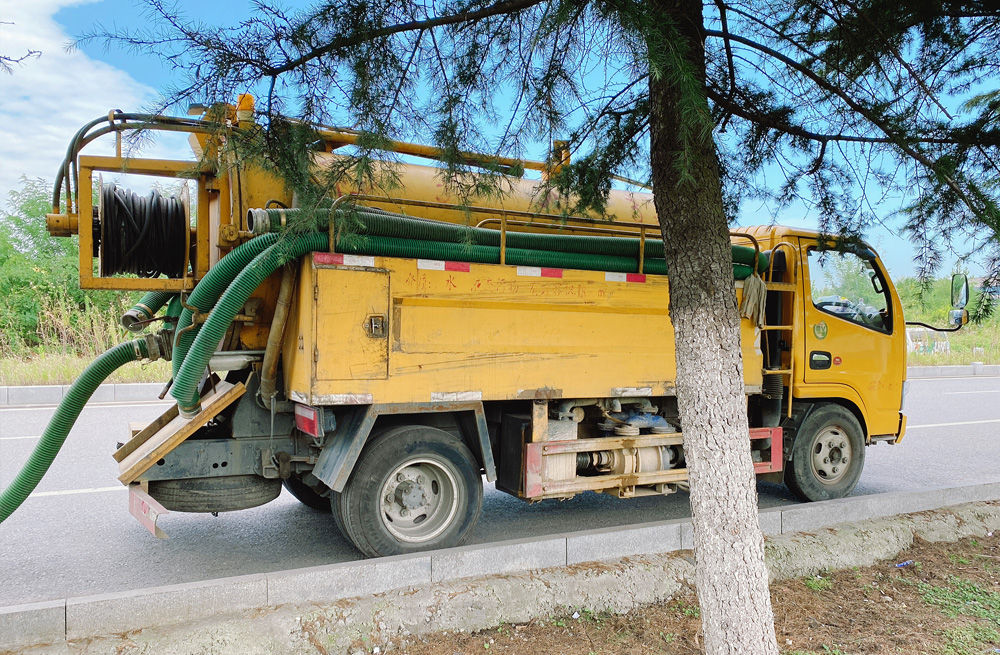 中国水泥厂清洗抽粪车